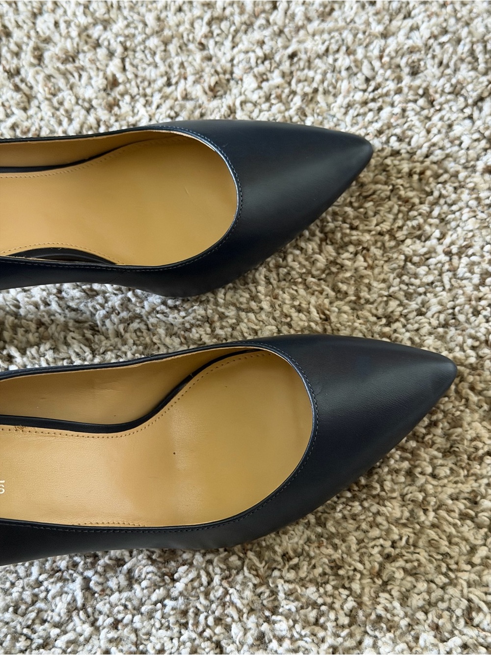 Michael Kors Milly Flex Leather Pumps - Picture 7 of 11